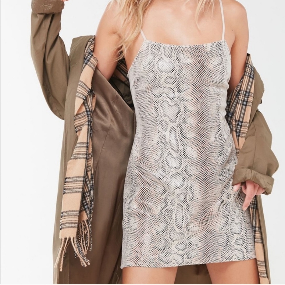 Urban Outfitters Womans Snakeskin Strappy Mini Dress‎ size XS